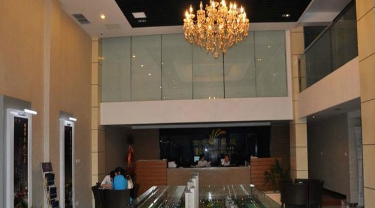 �γǽ�ɫ��ͥ